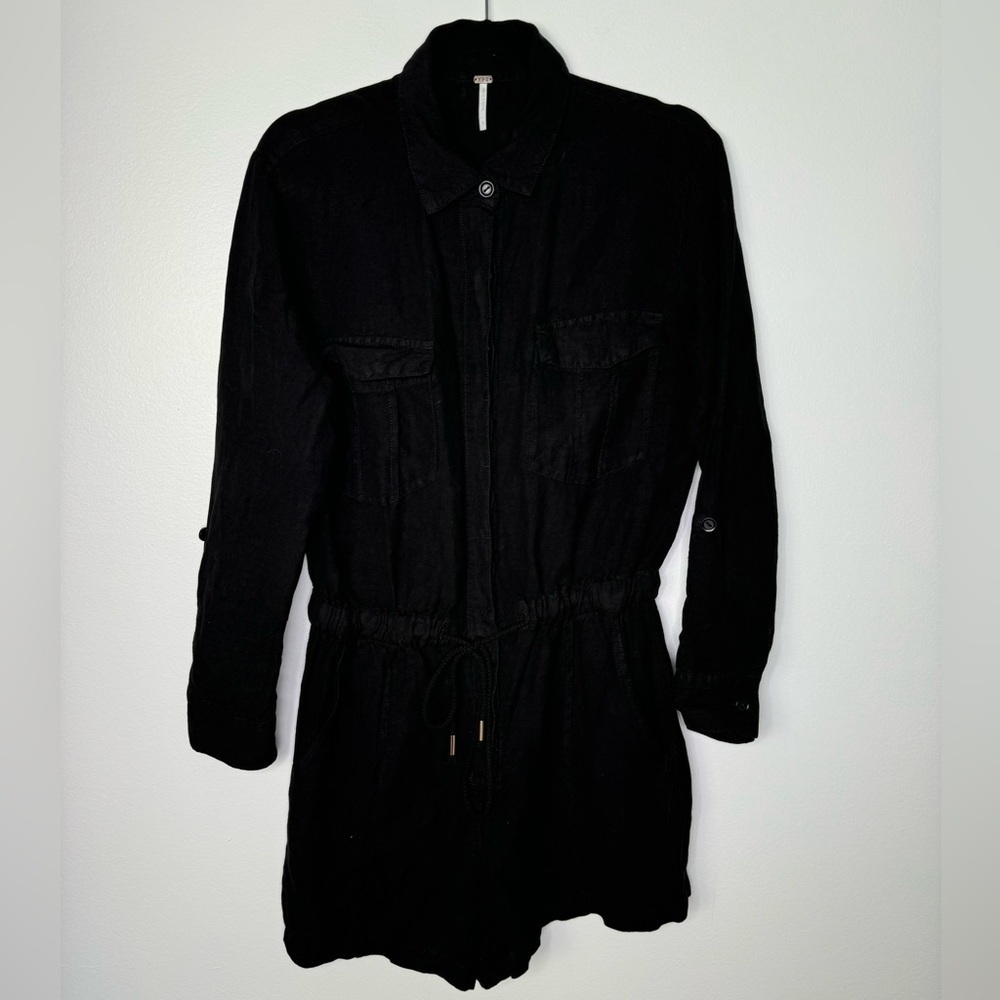 Young Fabulous & Broke Comfortable black linen lakeside Romper size small